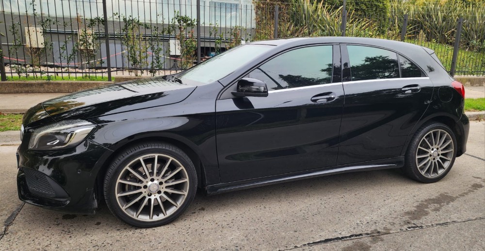 Mercedes-Benz Clase A A250 Amg-Line 2.0 — foto 12